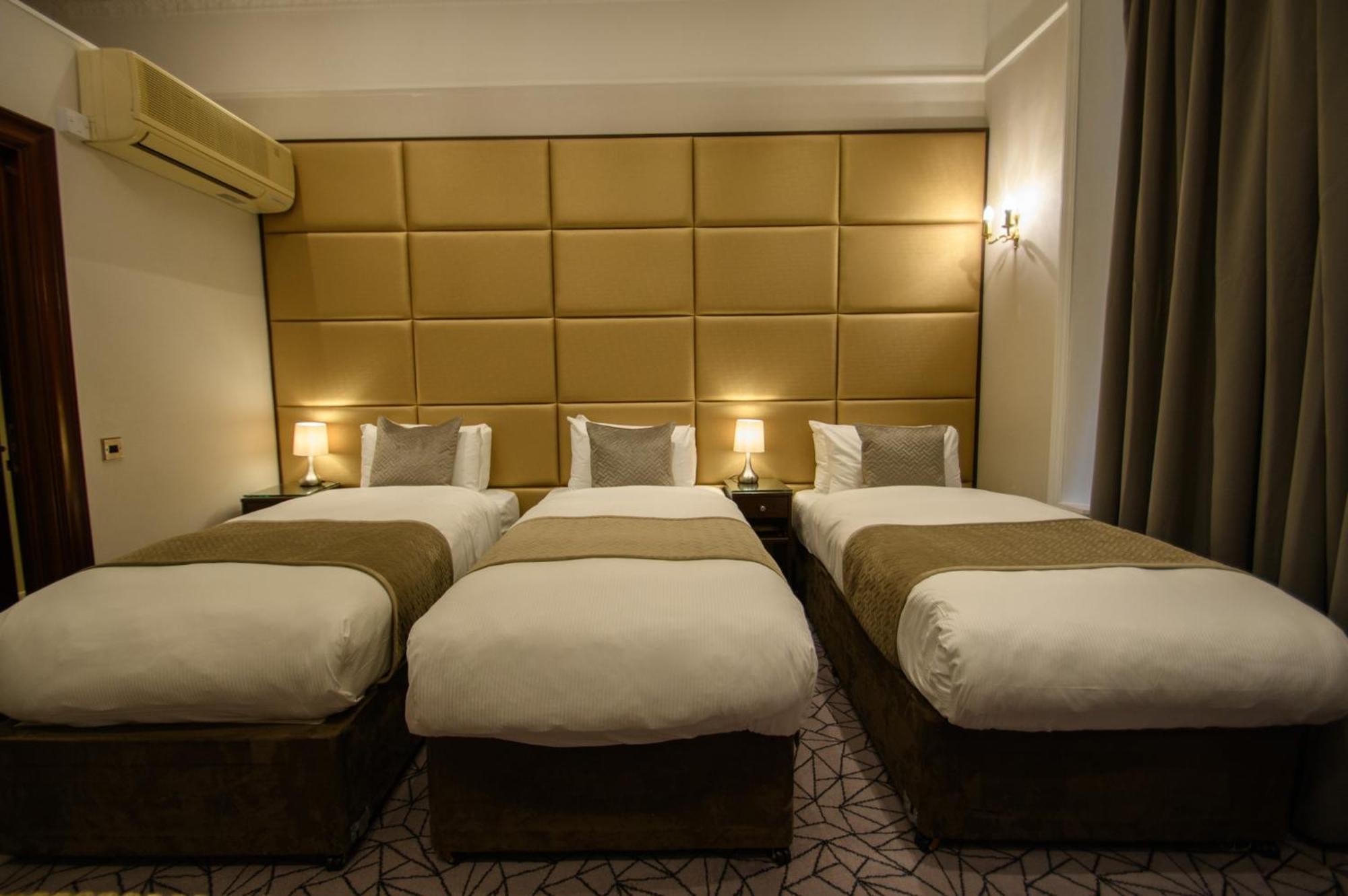 Hyde Park International Hotel London